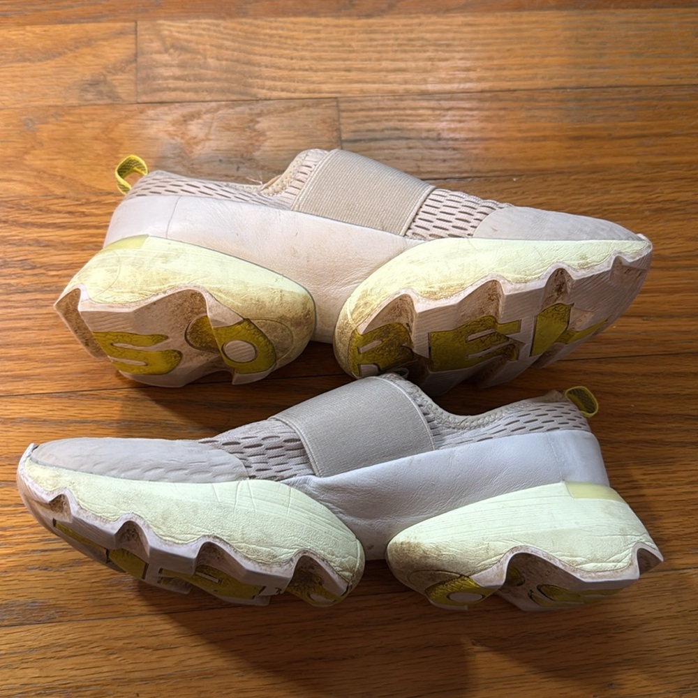 Sorel Sneakers - Picture 3 of 8